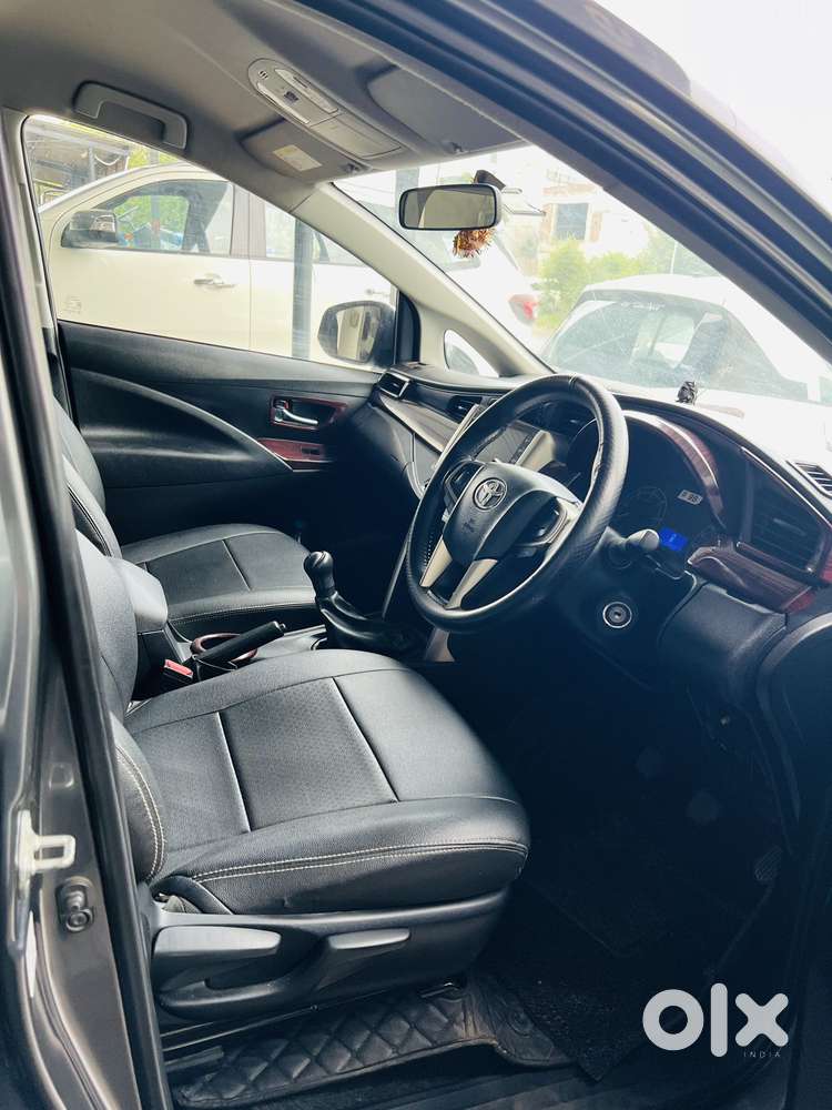 Toyota Innova Crysta 2.4 G Mt, 2022, Diesel
