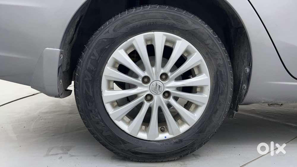 Maruti Suzuki Ciaz 1.3 Zeta Shvs Mt, 2017, Diesel