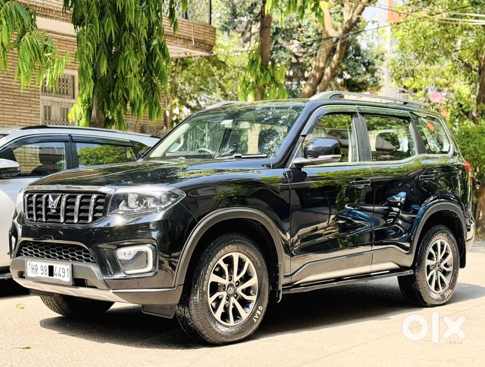 Mahindra Scorpio N D At 2wd Z8 S 7s Z8 Select, 2025, Petrol