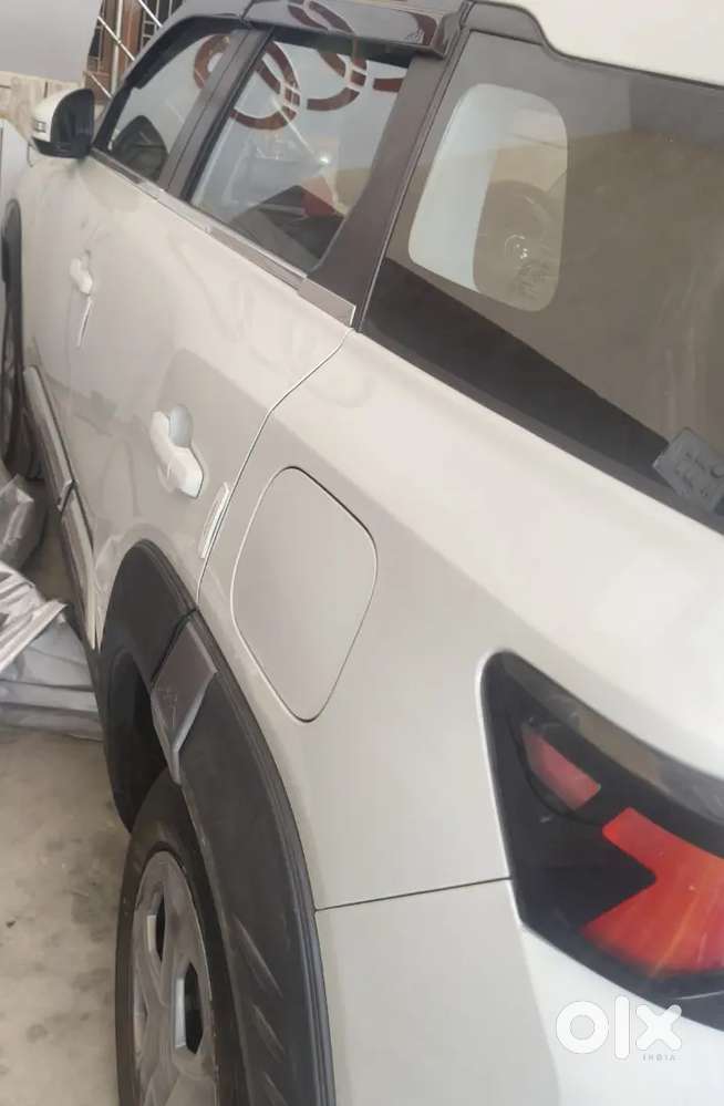 Maruti Brezza Vxi For Sale Only 4100km Running New Showroom Condition.