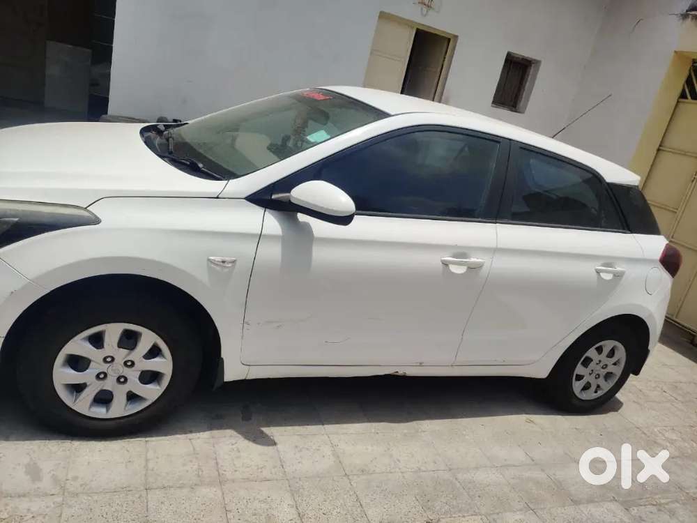 Hyundai I20 2020 Cng & Hybrids 107000 Km Driven
