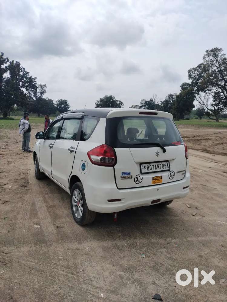 Maruti Suzuki Ertiga 2013 Diesel 225000 Km Driven