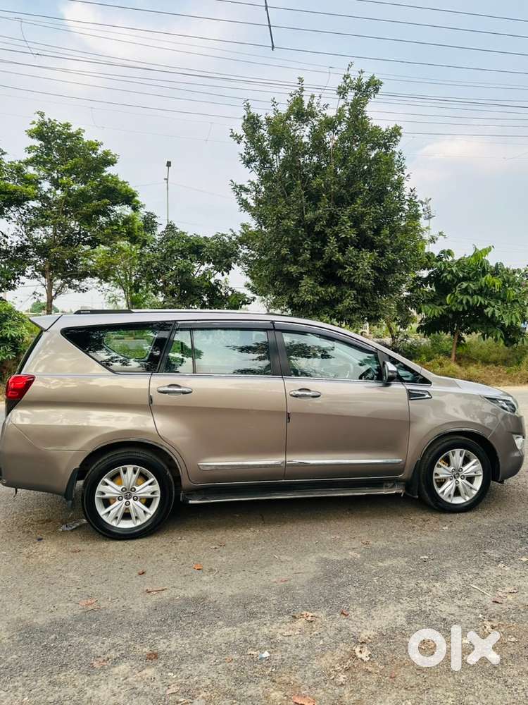2018 Toyota Innova Crysta 2.8 Zx At 7 Seater
