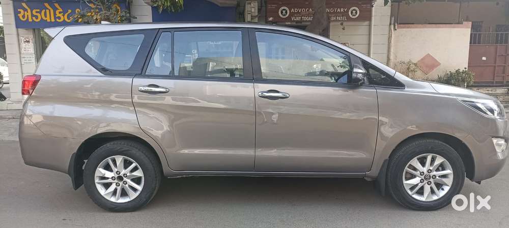 Toyota Innova Crysta 2.8 Gx At, 2017, Diesel