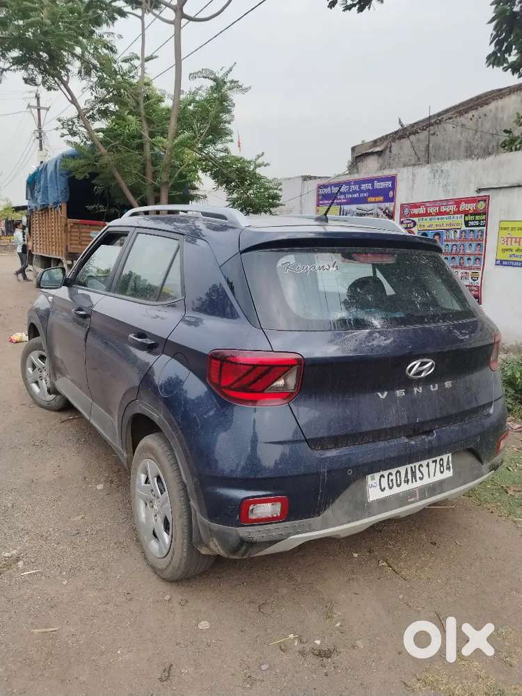 Hyundai Venue Petrol Manual 2022 Variant