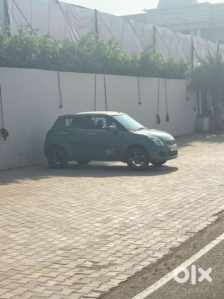 Maruti Suzuki Swift 2010 Petrol Well Maintained