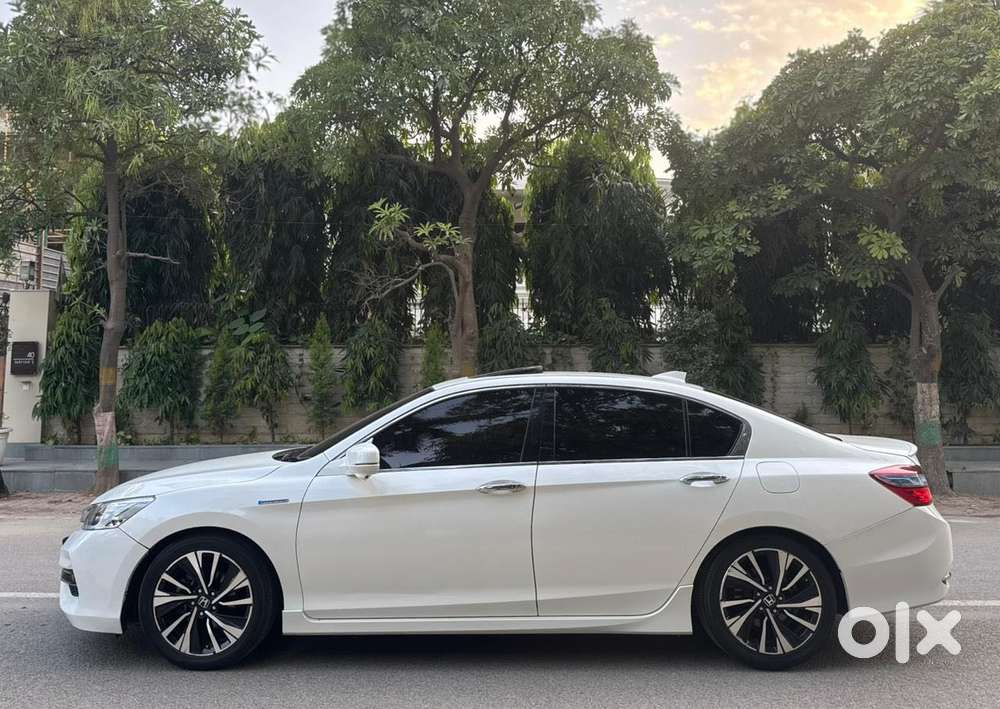 Honda Accord Hybrid Cvt, 2017, Petrol