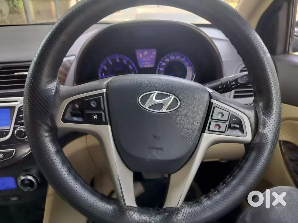 Hyundai Verna Fluidic 1.6 Vtvt, 2012, Petrol