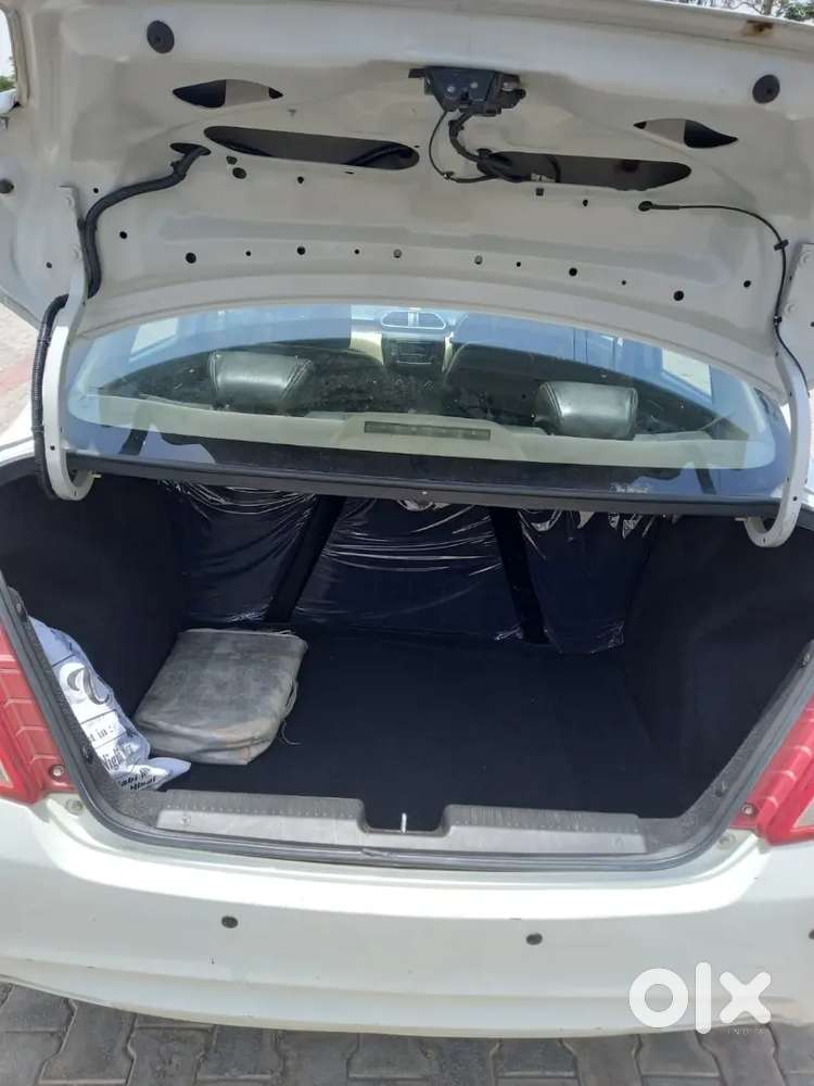Maruti Suzuki Dzire 2017 Diesel 140000 Km Driven