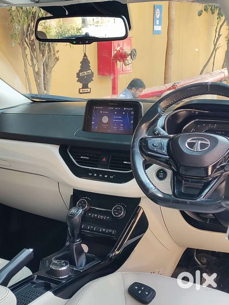 Tata Nexon 1.2 Revotron Xz Plus Dual Tone, 2023, Petrol