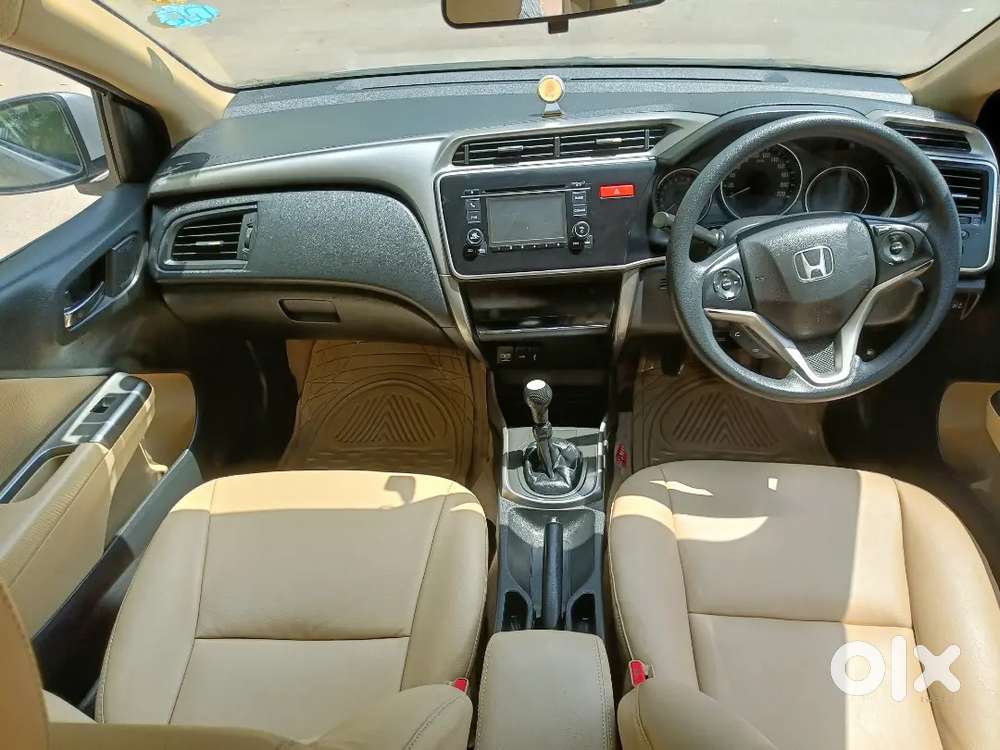 Honda City V Mt 2015 Silver