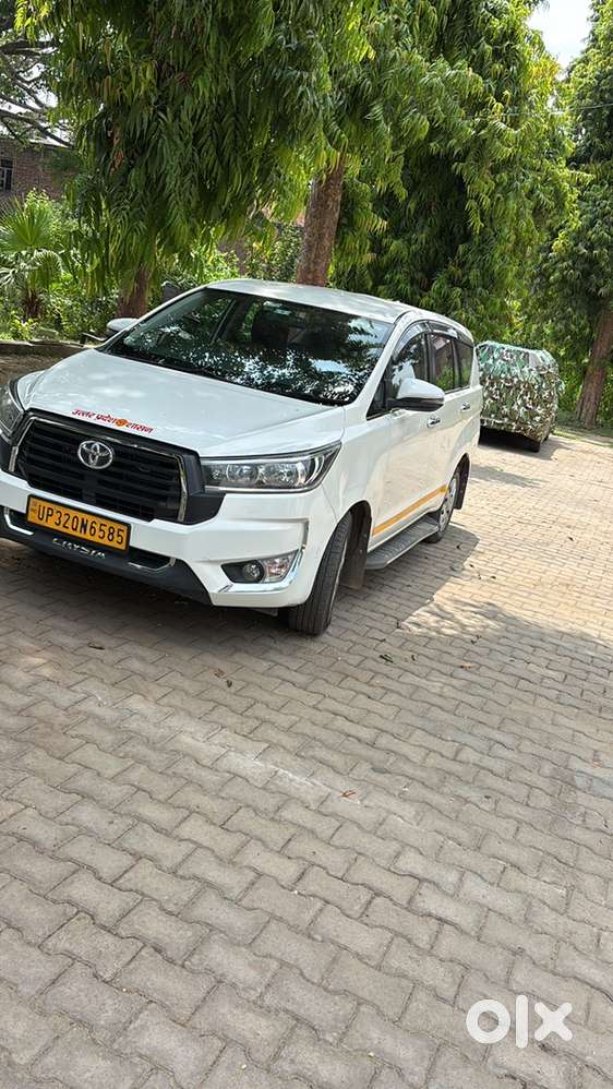 Toyota Innova Crysta 2022 Diesel 127000 Km Driven