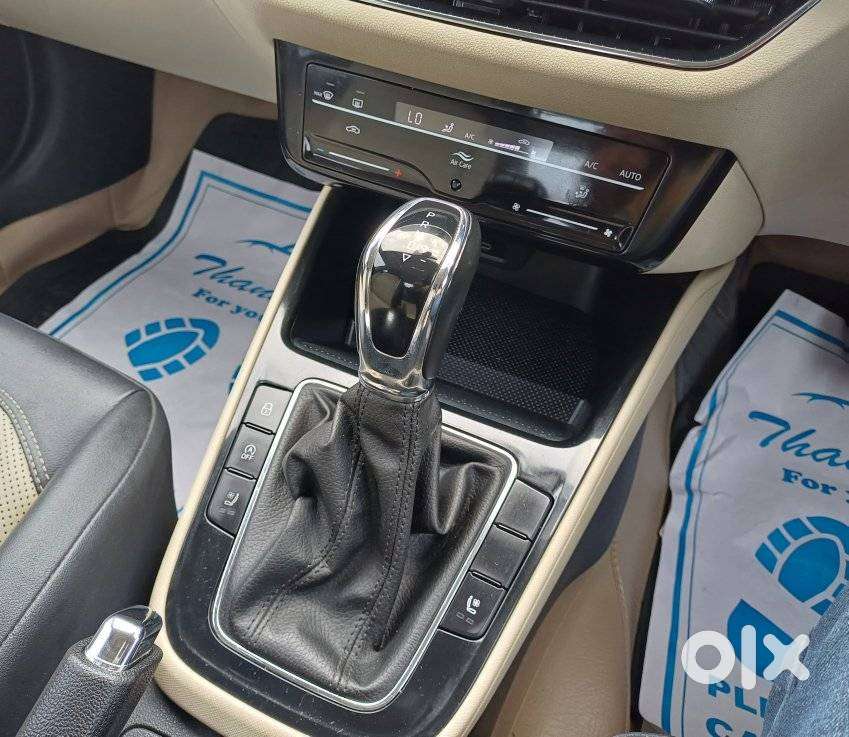 Skoda Slavia 1.0 Tsi Style, 2023, Petrol