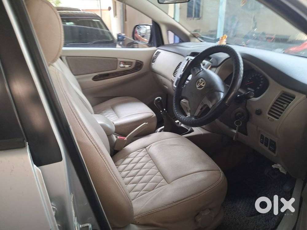 Toyota Innova 2.5 V 7 Str, 2013, Diesel