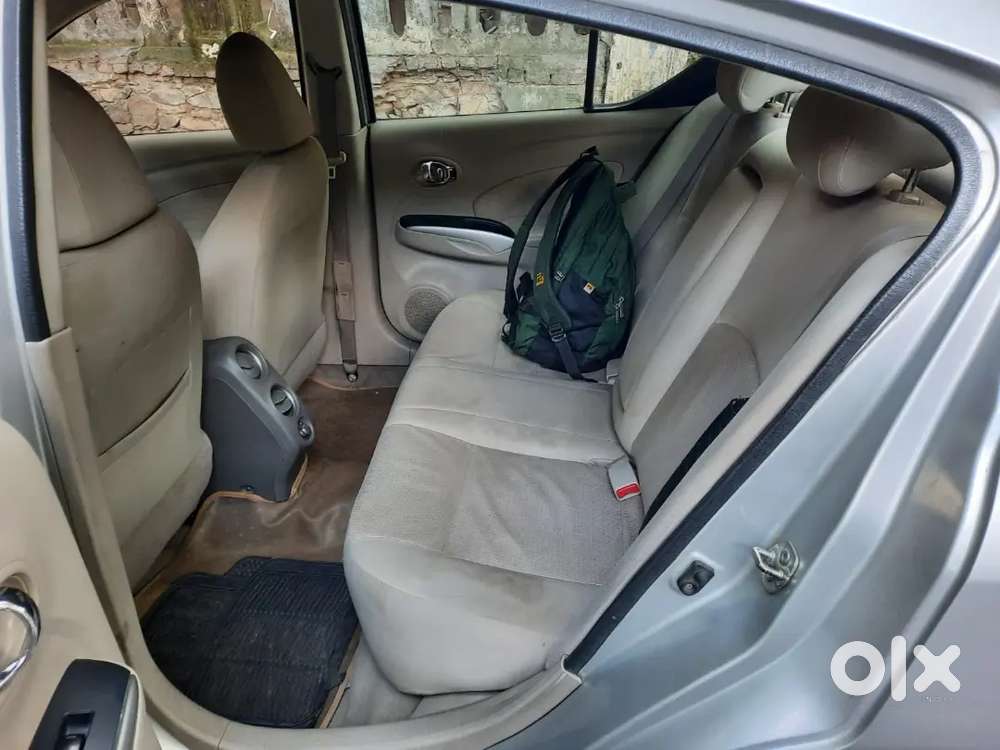 Nissan Sunny Xv 2015