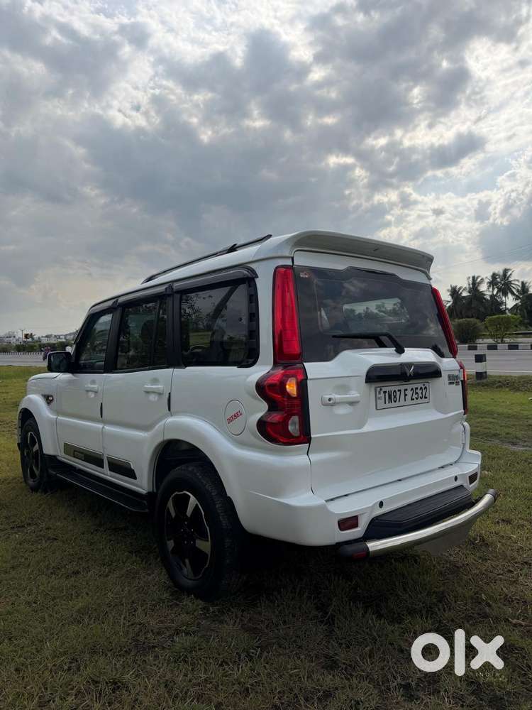 Mahindra Scorpio S11 Mt 7s, 2024, Diesel