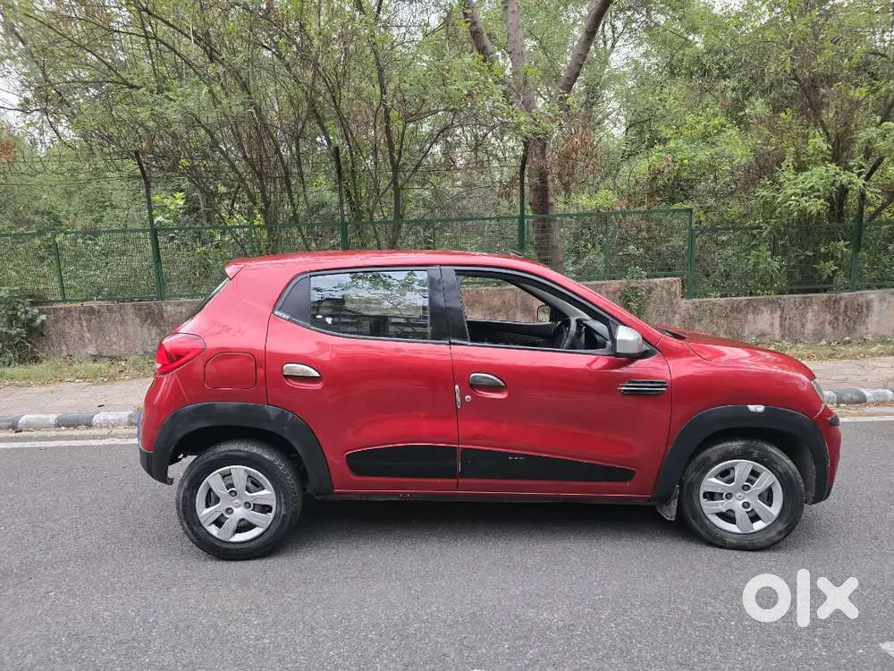 Renault Kwid Easy-r Amt 2017  Low Km Driven  Red Colour