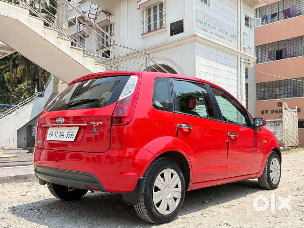 Ford Figo 1.2p Titanium Mt, 2010, Petrol