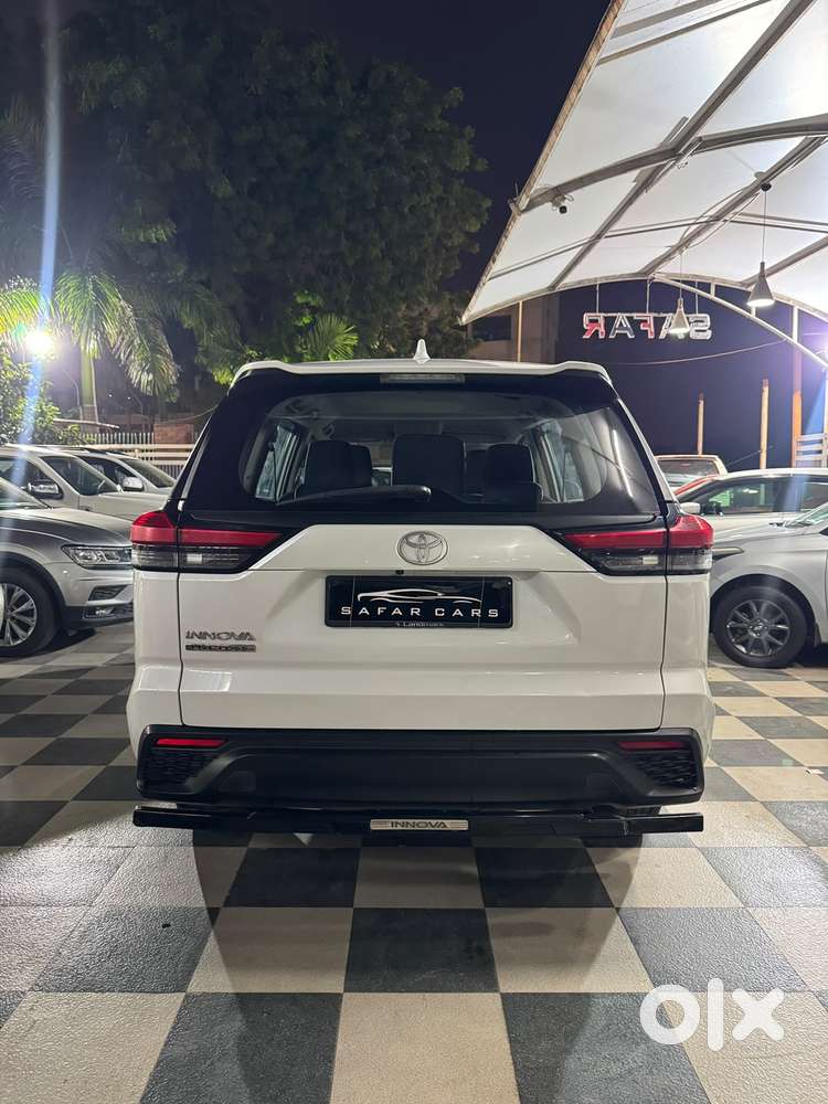 Toyota Innova Hycross 2.0 Gx 7 Str, 2022, Diesel