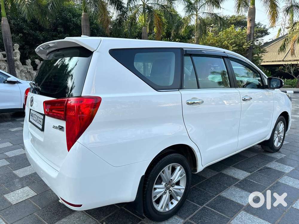 Toyota Innova Crysta 2.8 Zx At, 2016, Diesel