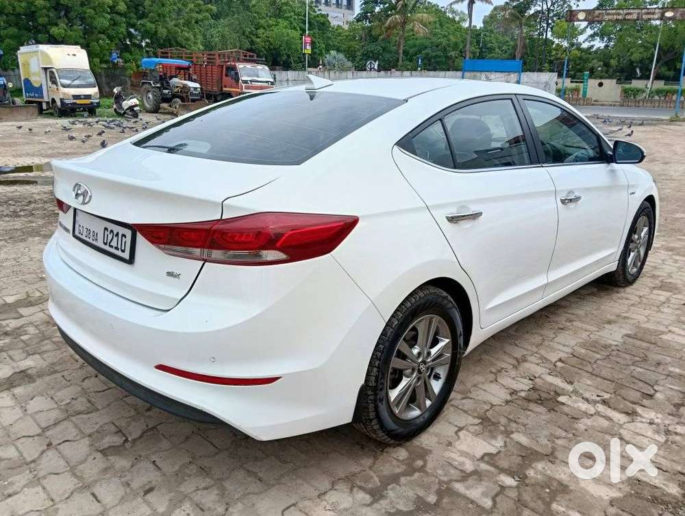 Hyundai Elantra 1.6 Sx Option At, 2018, Petrol