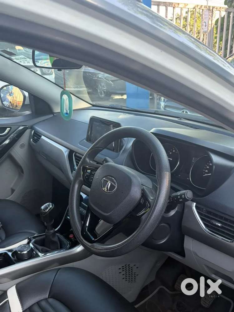 Tata Nexon 1.2 Revotron Xz Plus, 2020, Petrol