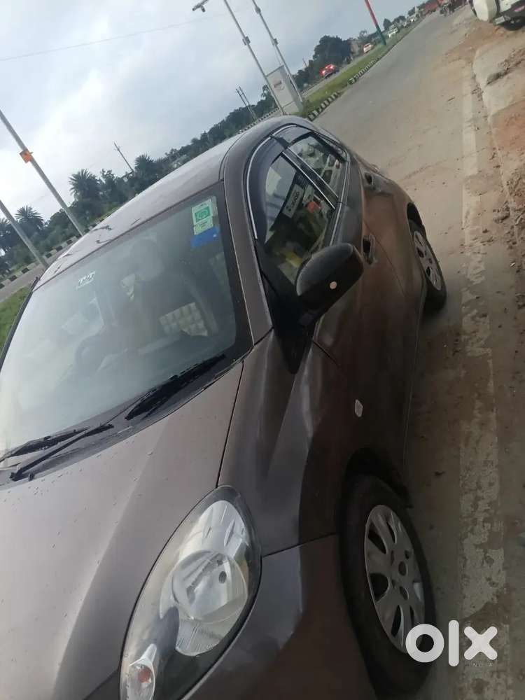 Honda Brio Mt 2014