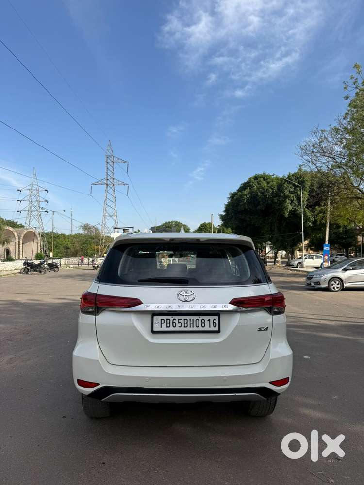 Toyota Fortuner 3.0 4x2 Automatic, 2016, Diesel