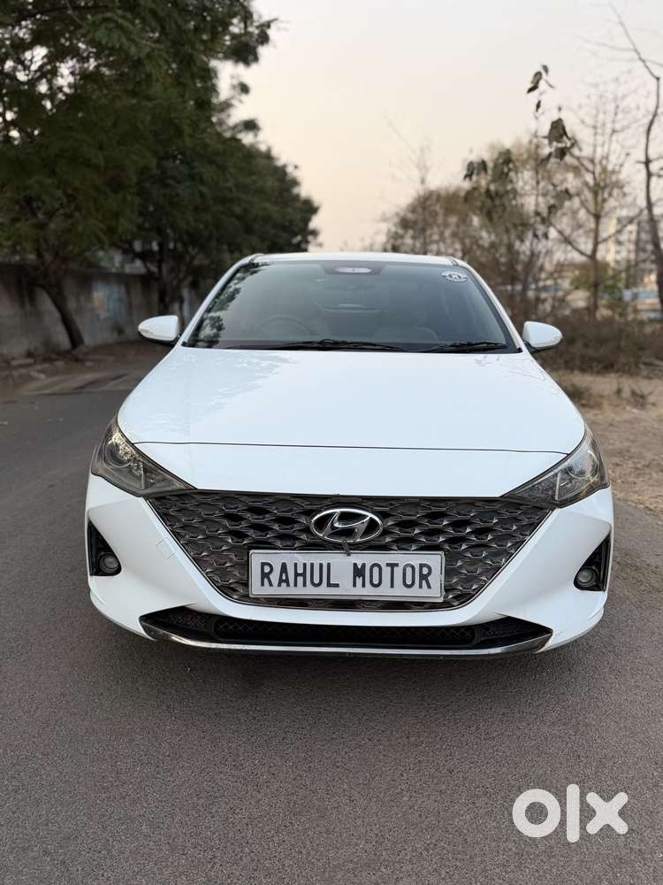 Hyundai Verna 1.5 Sx Diesel At, 2022, Diesel