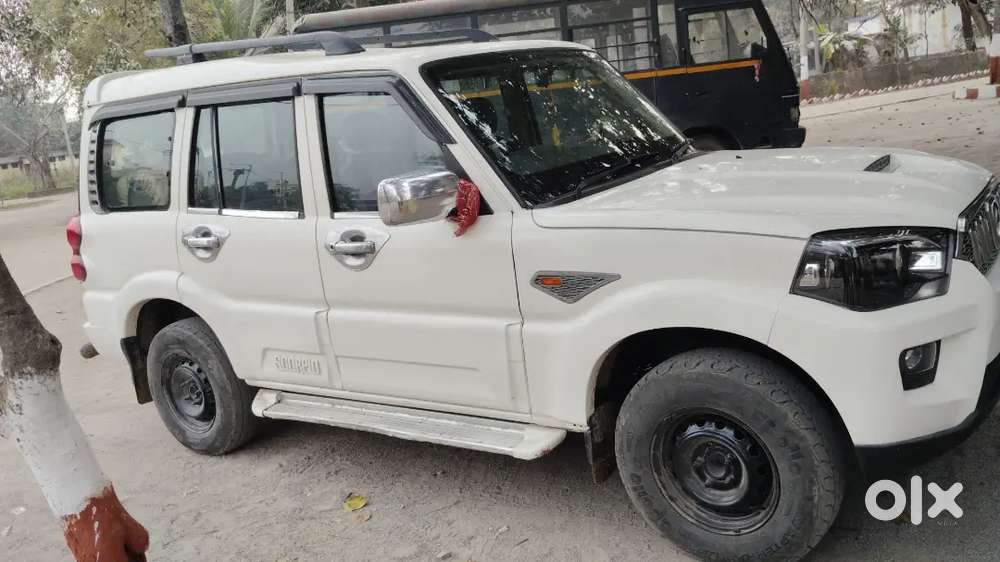 Mahindra Scorpio S2 2017