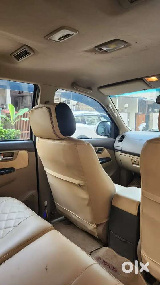 Toyota Fortuner 2012 Manual