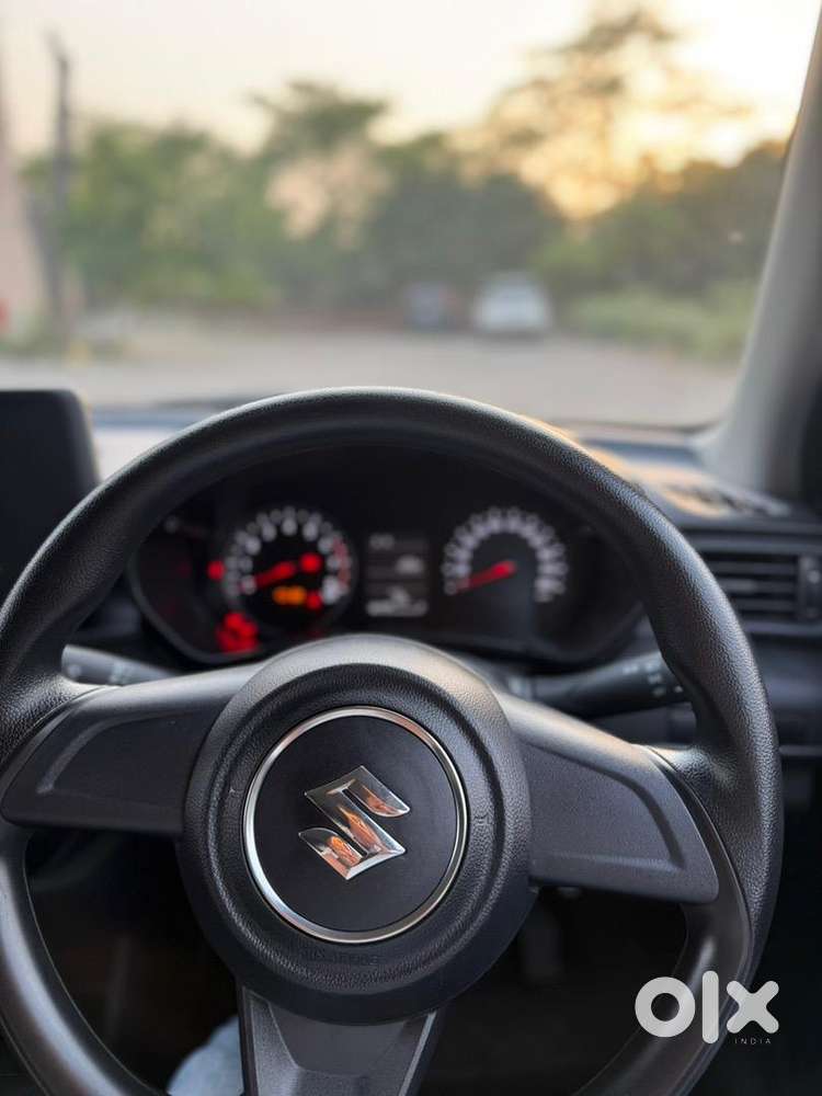 Maruti Suzuki Swift 2026 Petrol 1300 Km Driven