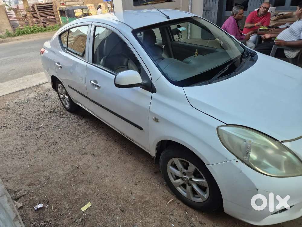Nissan Sunny Diesel 2012