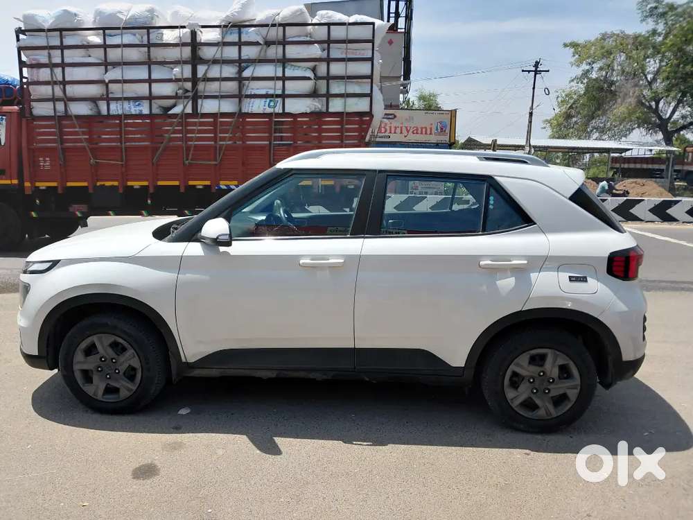 Hyundai Venue Diesel 2023 Manual