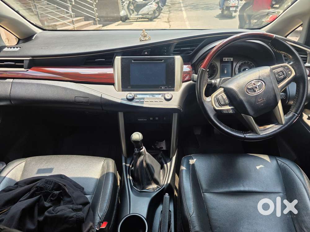 Toyota Innova Crysta 2.4 Z 7 Str, 2017, Diesel