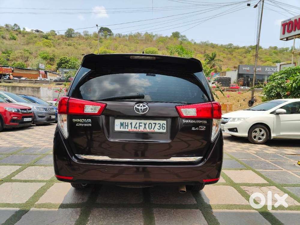 Toyota Innova Crysta 2.4 V, 2016, Diesel