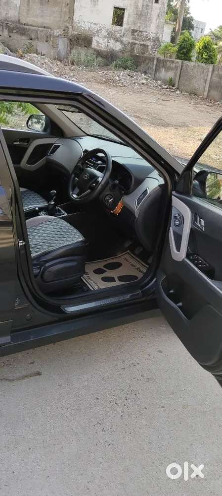Creta Top Model Argent Sell