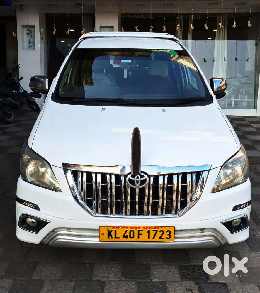 Toyota Innova 2.5 2012