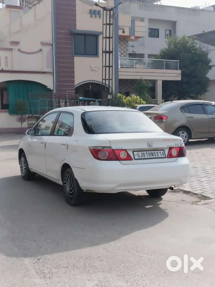 Honda City Zx 2007 Cng & Petrol Well Maintained