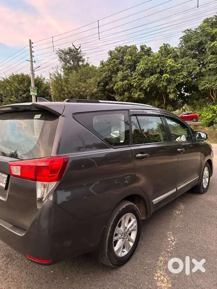Toyota Innova Crysta 2018