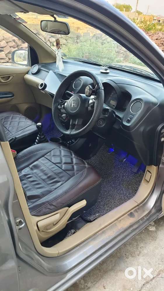 Honda Amaze 1.5 V 2015