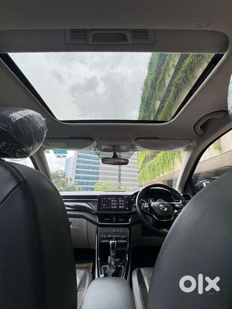 Skoda Kushaq 1.0 Tsi Style At, 2022, Petrol