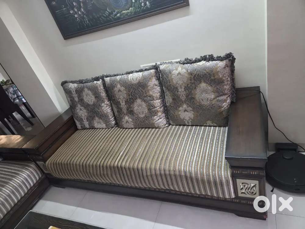 3 Seater Wooden Teakwood sofa for sale