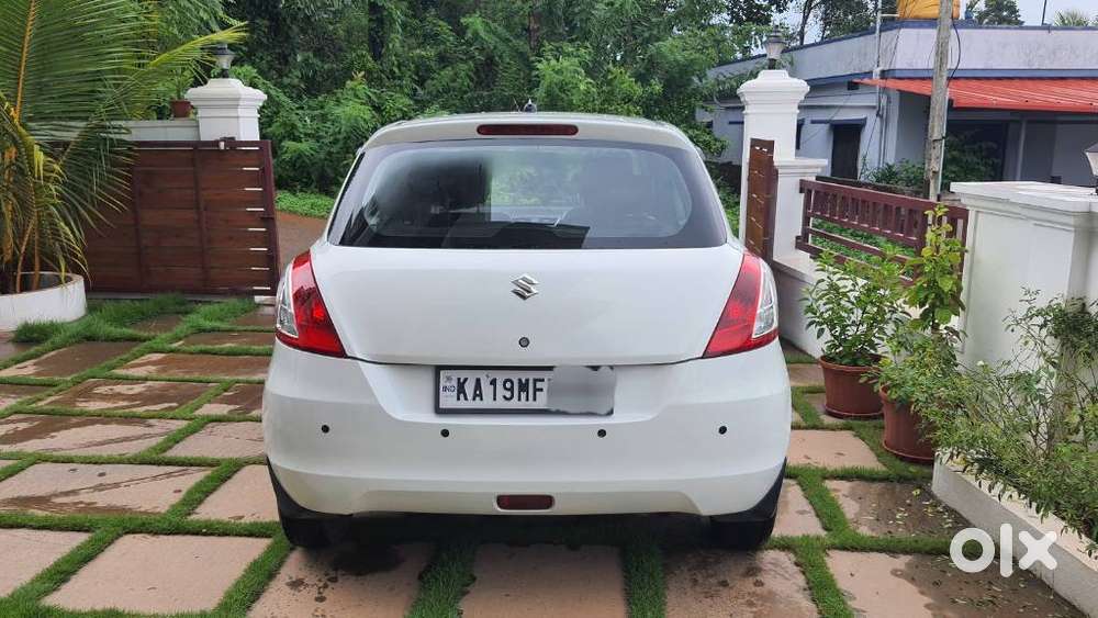 Maruti Suzuki Swift Vxi, 2015, Petrol