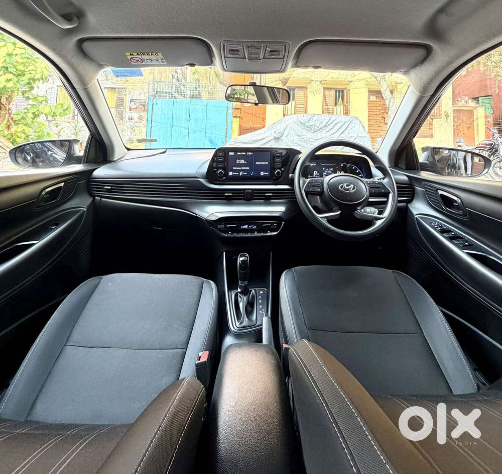 Hyundai I20 Sportz 1.2 Ivt, 2023, Petrol