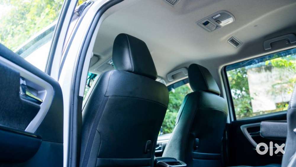 Toyota Fortuner 4x2 At 2.7 Petrol, 2025, Petrol