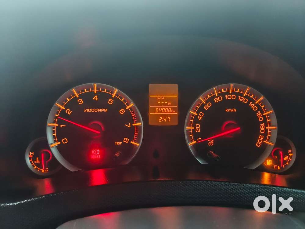 Maruti Suzuki Swift Dzire Vxi(o) Mt, 2017, Petrol