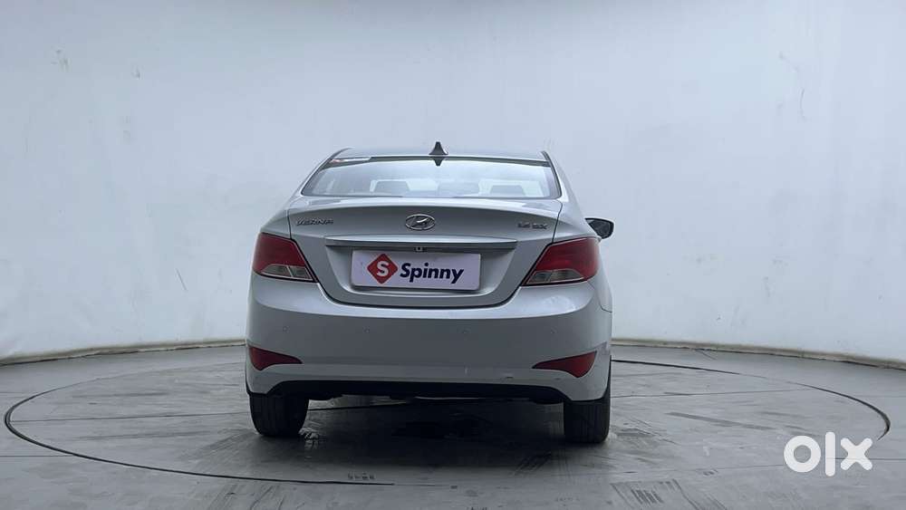 Hyundai Verna Fluidic 1.6 Vtvt Sx, 2016, Petrol