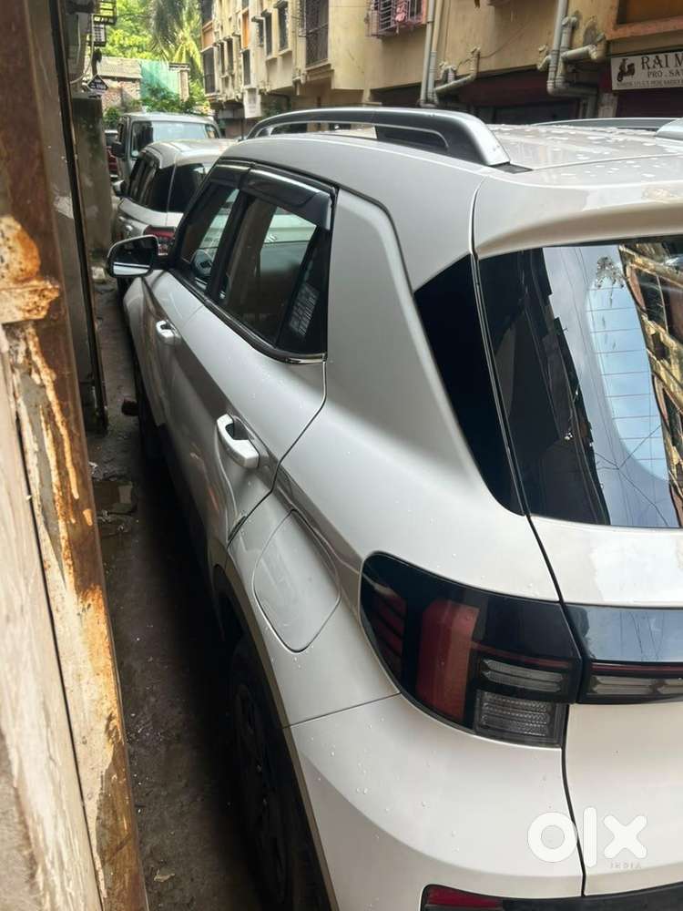 Hyundai Venue Petrol 2023