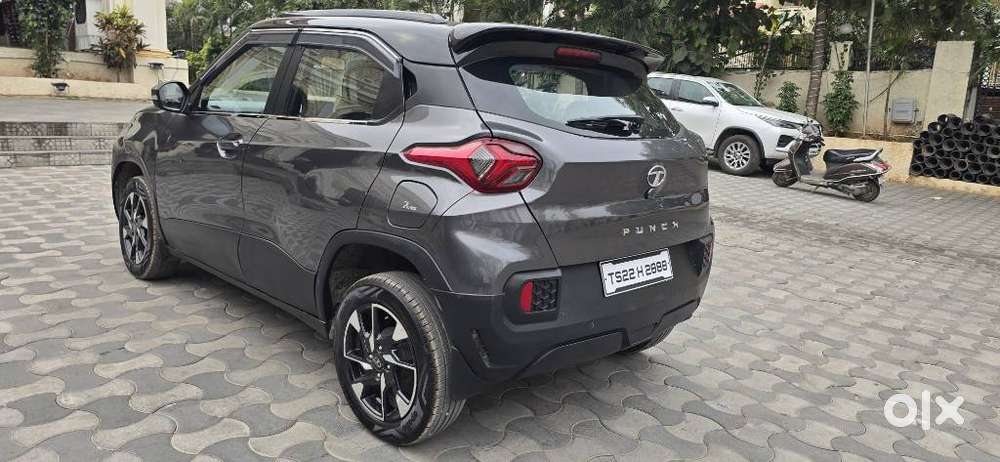Tata Punch Creative Amt, 2022, Petrol